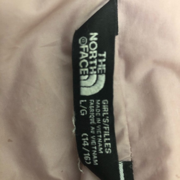 North Face puffer jacket - Picture 7 of 7